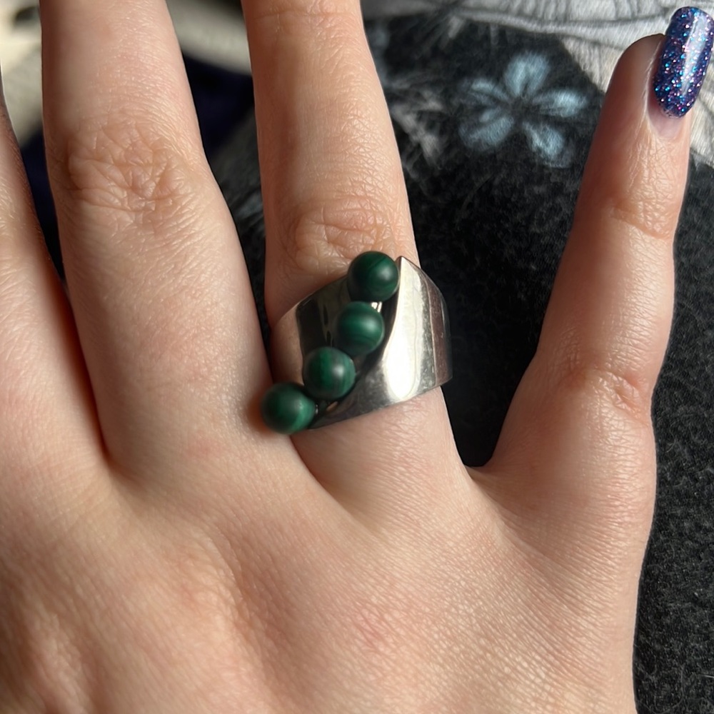 Green agate ball silver ring